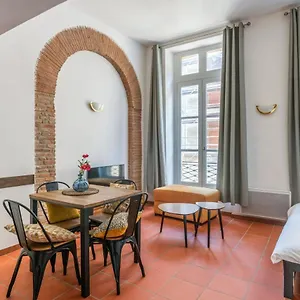Appartement Duplex Du Capitole 5a - Welkeys, Toulouse
